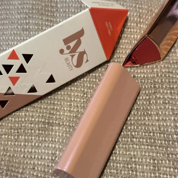 Lys Beauty Cream Glow Blush Stick Bubbly - Picture 4 of 5